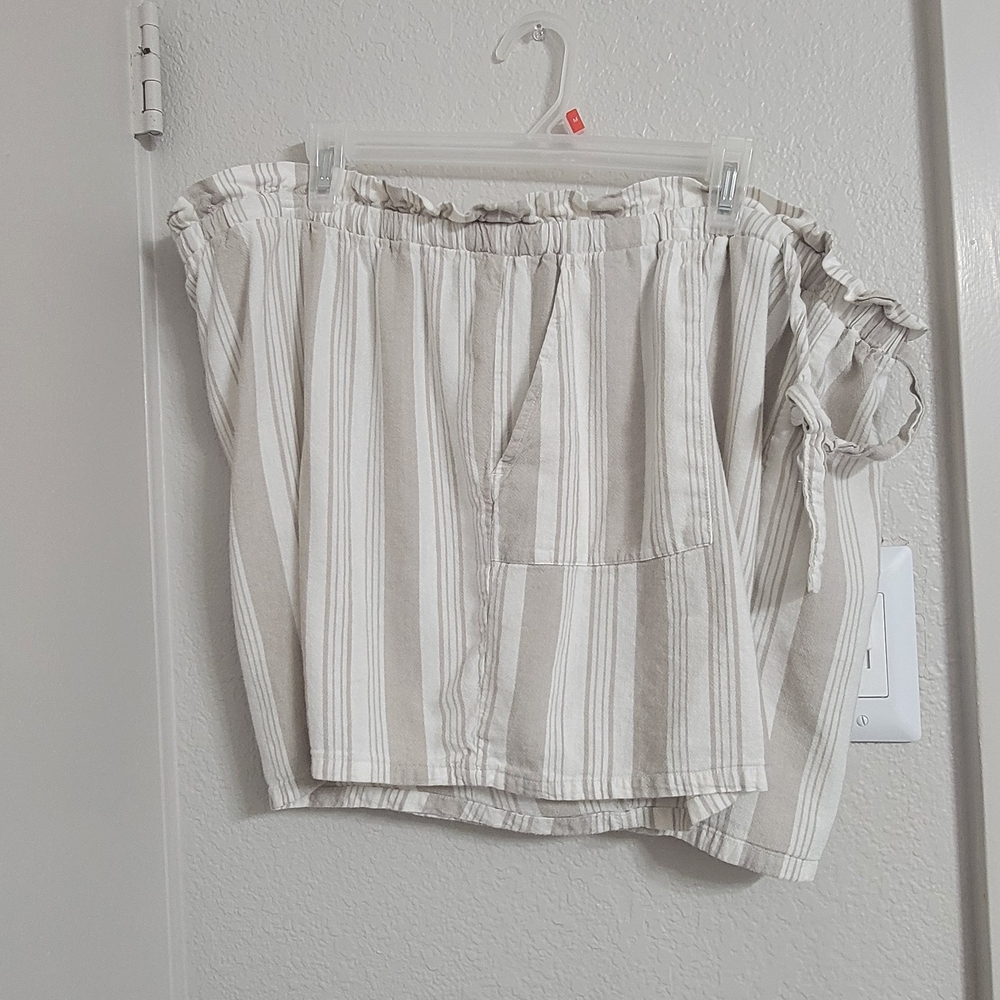 Torrid Striped Tan and White Women's Shorts